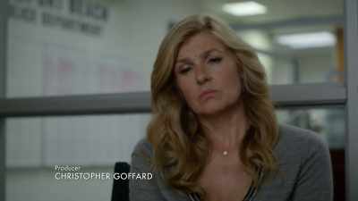 You think she wants
to come here - Dirty John