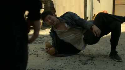 You think you're better than me?
[chuckles] - Marvel's Iron Fist