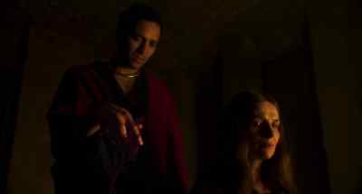 You thought you were keeping
your husband alive with this? - The Return