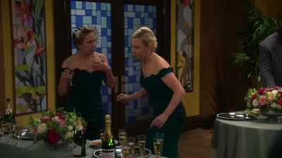 You told me that the apple
juice was on the left! - The Conners