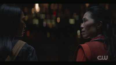 YOU TOLD ME TO STOP HER,
GET THE SWORD BACK. - Kung Fu