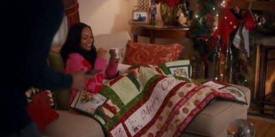 You took a picture? Ugh.
- I had to do it. - Christmas with a Kiss