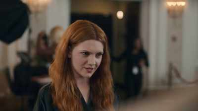- You turn.
- I-I... think we may have - Geek Girl