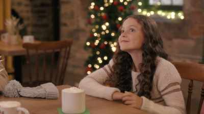 You two are going Christmas tree
shopping? (excited gasp) - The Secret Gift of Christmas