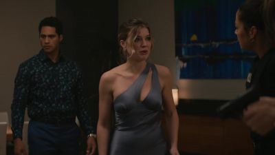 You two good? - NCIS: Hawai'i