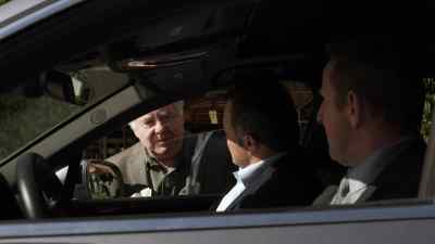 You, uh, you guys work for a guy
named, uh, Kilbane? - Sneaky Pete