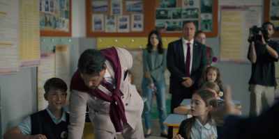 You understand me. Actually, no textbooks. - Candidatul perfect
