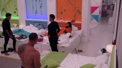 You wait all day
for a cock block, - Love Island