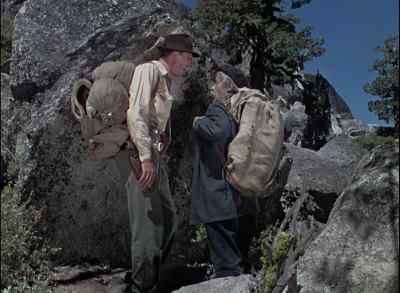 You wait here, Roberto.
- Oh, I can make it, Anselmo. - For Whom the Bell Tolls
