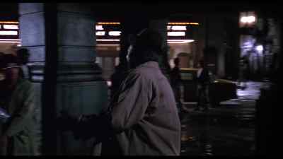 You wait, he's got something here, man.
Someone's gonna run now. - Report to the Commissioner