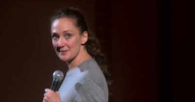 You wanna gas up your tank - Jacqueline Novak: Get on Your Knees