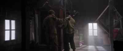 You wanna take it over there? - Ghosts of War