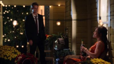 You want a glass with that? - Smallville