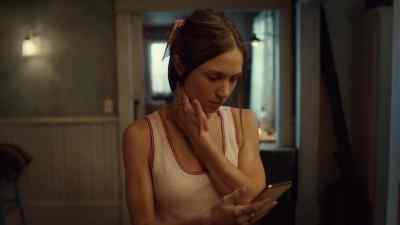 You want me to stay? - Wynonna Earp