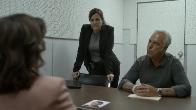 You want to take the weight for five murders? - Bosch