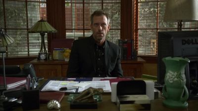 - You wanted to see...
- I said shut up. - House