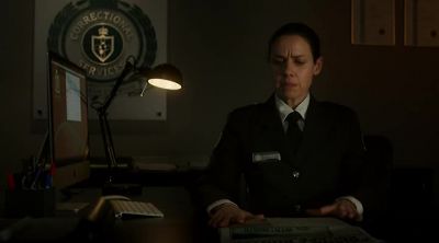 You wanted to see me, Governor? - Wentworth