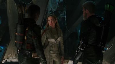 You watch his back. - DC's Legends of Tomorrow