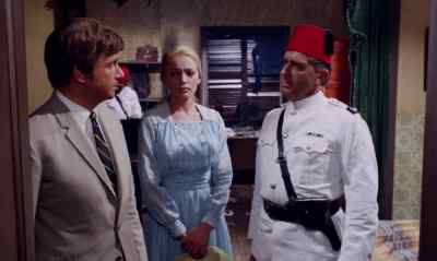 You will be returning
to the hotel, Mr. Preston? - The Mummy's Shroud