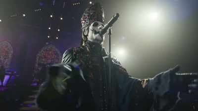 ♪ You will never walk alone ♪ - Ghost: Rite Here Rite Now