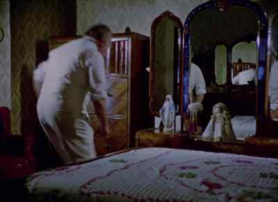 You will not enter
my room, Nosferatu. - Martin