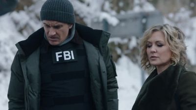 - You won't need it. - FBI: Most Wanted