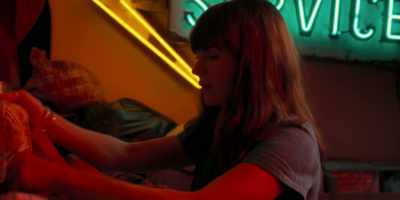 ♪ You won't see me cry ♪ - Girlboss