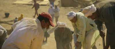 You work with the same materials
which the ancient Egyptians used. - Secrets of the Saqqara Tomb
