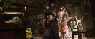 You wouldn't happen to
be entertaining humans? - The Little Witch