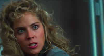 DougHoneyyou wouldn't hurt me would you sweetheartSweetheart be reasonableAfter all we're marriedConsider that a divorce - Total Recall