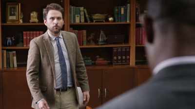 You... You caught a halibut.
Well, congratulations, sir. - Fist Fight