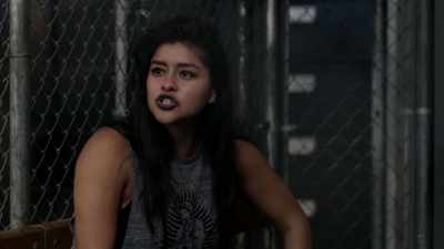You and your puta sister 
just-- just come around - Vida