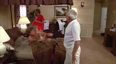 -You!
-Your robe, Your Honor. - Caddyshack