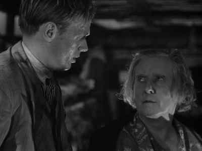 You'd better go upstairs, Anna. - Night and the City