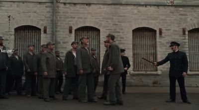 You'd better watch where
you're going, mister. - Murdoch Mysteries