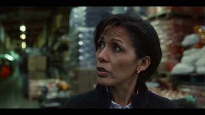 You'd do that for her?
You'd risk your career for her? - Roadkill