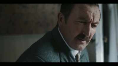 You'd get out if you could - Agatha and the Truth of Murder