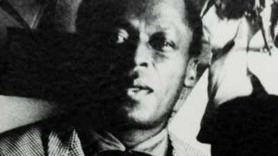 You'd run into him somewhere,
didn't even know it was Miles. - Miles Davis: Birth of the Cool