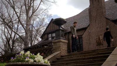 You'd think he'd understand
why I'm willing to do this. - The Vampire Diaries