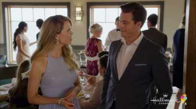 You'd think they would've been more comfortable. - Five Summer Weddings