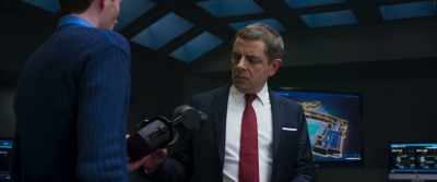 You'll be able to open
and close doors,
walk up and down staircases, - Johnny English Strikes Again