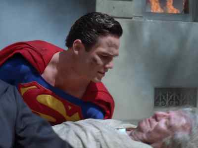 - You'll be okay now.
- Superman. - Lois & Clark: The New Adventures of Superman