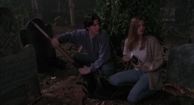 - You'll be safe in here. - Hocus Pocus