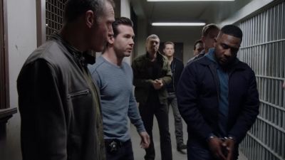 You'll be shipped down
to 26 and Cal and put - Chicago P.D.