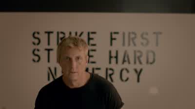 You'll build strength. - Cobra Kai