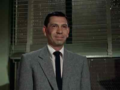 You'll need your raincoats. - Dragnet