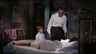 - You'll wake her.
- That's what I intend to do. - Houseboat