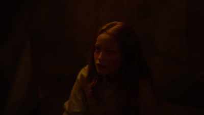 Young kim:
I'm sorry, daddy.
Please don't hurt me. - Reba McEntire's The Hammer