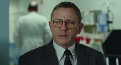 Young Ransom just told
Lieutenant Elliott everything. - Knives Out