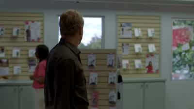 YOUNG WOMAN: Receipt in the bag? - True Detective